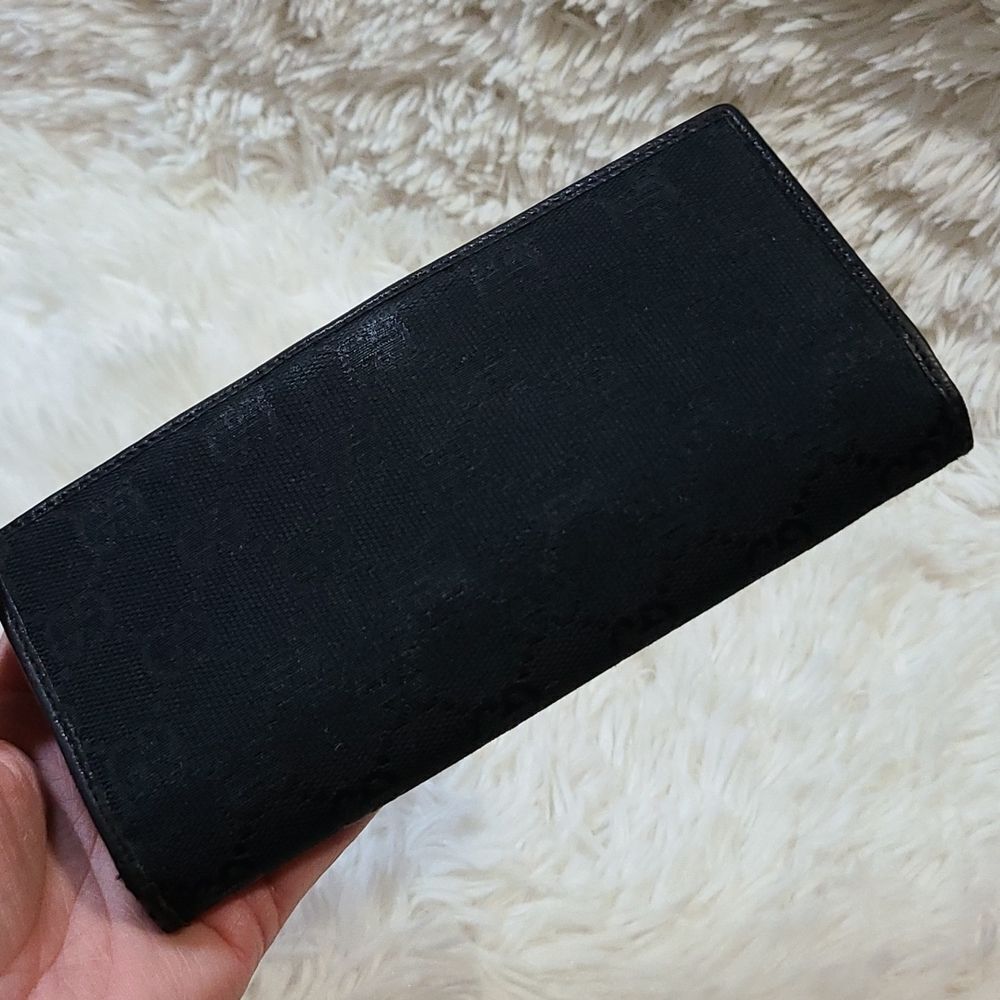 💯 Authentic Gucci Wallet 🍀 - Picture 12 of 12